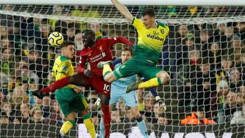 รัฐบาลอังกฤษลุยเอง เจรจายิงสด "พรีเมียร์ลีก" ทางฟรีทีวี