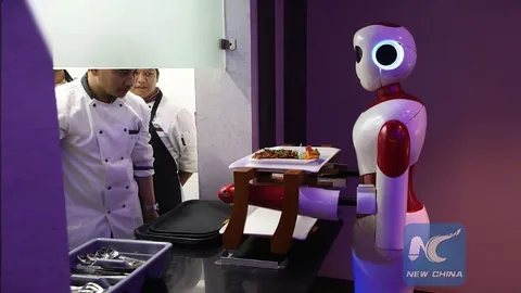 สุดยอดหุ่นยนต์พ่อครัวในจีนทำได้ 30 เมนู 