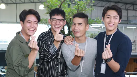 ได้ใจ...ยกทีม “4 จตุรเทพ” “หมาก-โบ-ฟรอยด์-โมสต์” หล่อ สายฮา ใน “อกเกือบหักฯ”