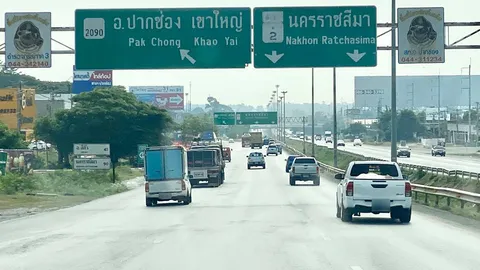 มิตรภาพหนาแน่นอีกครั้ง คนแห่กลับต่างจังหวัด รถติดรับหยุดยาว 4 วัน