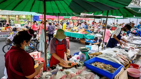 เหะหะพาที : “ตลาดนัด” กระตุ้นเศรษฐกิจ โมเดล “ออมสินทั่วถิ่นไทย”