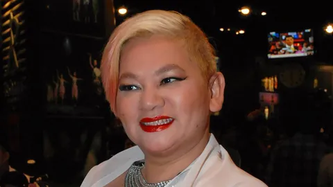 ทีวีบันเทิง : เพื่อนไม่ทิ้งกัน