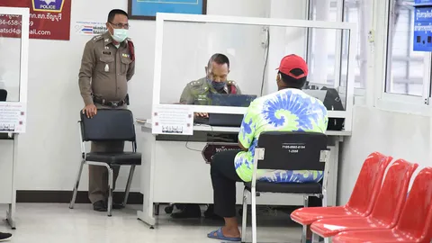 เด็กวัย 15 ขอโทษเพื่อนพิการ หลังทำร้ายจนบาดเจ็บ ตร.ดำเนินคดีแล้ว (คลิป)