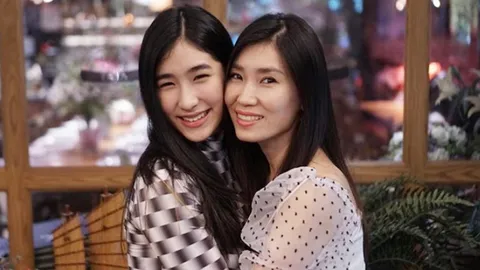 ชาวเน็ตแห่ให้กำลังใจครอบครัว พีท ทองเจือ พร้อมแนะวิธีรักษาไทรอยด์ 