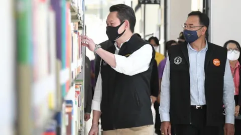 ยืม-คืน ผ่านแกรบ,ไลน์แมน หอสมุดเมือง กทม.เปิดปกติแล้ว คุมเข้มกันโควิด-19