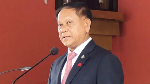 เลขา สมช.เผย เล็งถกปรับเวลาเคอร์ฟิว 27 พ.ค.-เตรียมให้พร้อม ผ่อนปรนระยะ 3