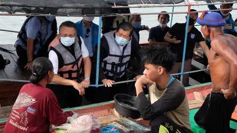 “นิพนธ์” ตรวจแนวเขตลูกหอยแครงสุราษฎร์ แก้ปัญหาผู้มีอิทธิพลข่มขู่ชาวบ้าน