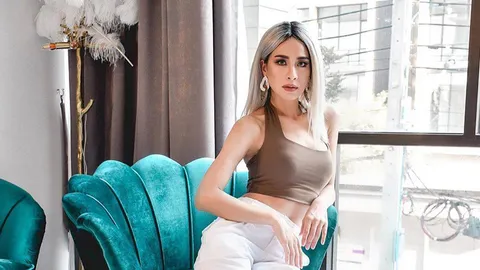 ว้าวมากแม่ รถเมล์ คะนึงนิจ เปลี่ยนลุคสายฝอ ใส่ชุดสวยโชว์เอวบางๆ (คลิป)