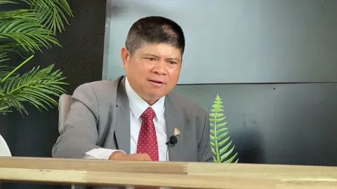 "แรมโบ้" จัดทีมวอร์รูม ขออย่าอภิปรายนายกฯ นอกประเด็น ขู่ โต้ตอบทันที