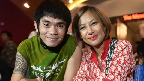 หญิง เมีย แจ๊ค เชิญยิ้ม หาทางสู้ ผันตัวเป็นแม่ค้าหาเงินจ่ายค่าฟอกไต 