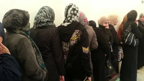 สลด ชายอิหร่านตัดคอลูกสาวตอนหลับ ฆ่าเพื่อเกียรติ ฐานหนีตามชายคนรัก