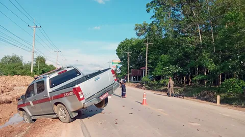 พ.ต.ท.ซิ่งกระบะตราโล่ ชนจยย.ตากับหลานดับ 2 อ้างเบรกไม่อยู่ ถูกตัดหน้า