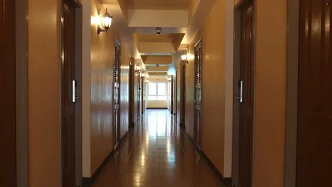 แห่ขายโรงแรม...จริงหรือ?