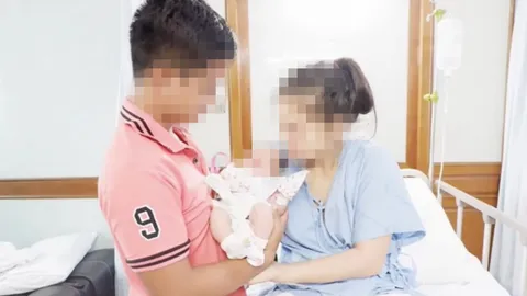 สาวเพิ่งคลอดลูก 2 วัน เครียดหนัก อ้างโรงงานเลิกจ้าง ตกงานไม่ทันตั้งตัว