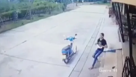 สาวใหญ่ร้องทุกข์ ตร.นครนายก โดนหนุ่มหื่นบุกอนาจารถึงบ้าน ชี้เป็นภัยสังคม