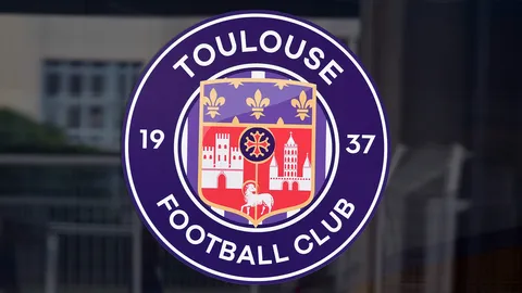 แฟนบอลเฮ ศาลสั่ง "ตูลูส-อาเมียงส์" รอดตกชั้นลีก เอิง