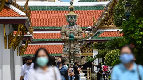 คนกลัวโควิดน้อยลง หนุนเต็มที่ คลายล็อกดาวน์เฟส 4 เปิดโรงเรียน