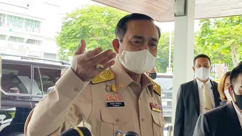 นายกฯ "บิ๊กตู่" สวมแหวน "พญาครุฑ" เชื่อเสริมสิริมงคล ตามคติไทยโบราณ 