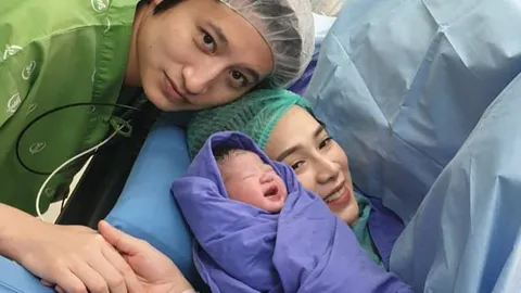 เบนซ์ มนัญญา คลอดลูกสาวคนแรก น้องมิลิน เพื่อนดาราร่วมยินดี