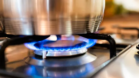 ขยายเวลาลดค่าแก๊สช่วยประชาชน ถัง 15 กิโลฯ คงราคา 318 บาท ถึง 30 ก.ย.