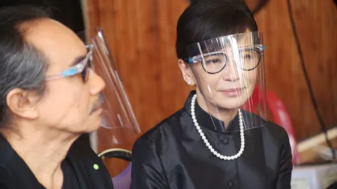 เปิ้ล หัทยา เผยน้ำตาคลอก่อนเผา ตั้ว ศรัณยู จากเพียงกายแต่รักไม่ห่าง (คลิป)