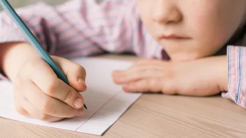 ติงกระทรวงศึกษาธิการละเลยปฏิรูปการศึกษาจริงจัง