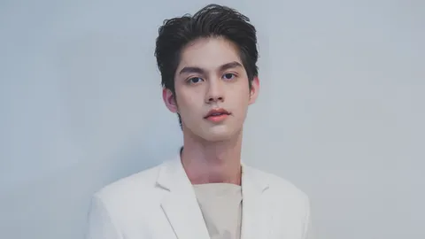 ไบร์ท วชิรวิชญ์ ขอโทษหลังมีดราม่าร้อนระอุวีรกรรมป่วนงานดนตรีที่โรงเรียน