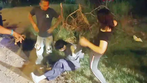 สาวอุดรฯ แค้นโจรกระชากสร้อย ซิ่งรถตามจับได้ กระโดดสกายคิกใส่ระบายแค้น