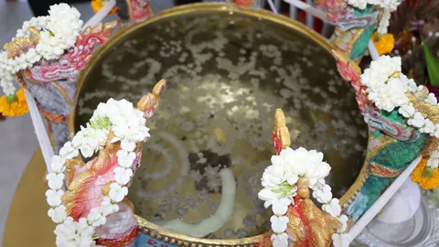 ผัวเมียดวงเฮง จ้างนางรำแก้บน "แม่แก้วเรือนทอง" ไม่พลาดเลขเด็ดขันน้ำมนต์