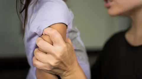 อธิบดีฯ เตือนโพสต์ยกลูกให้คนอื่น ผิดกฎหมายคุ้มครองเด็ก ระวังนอนคุก