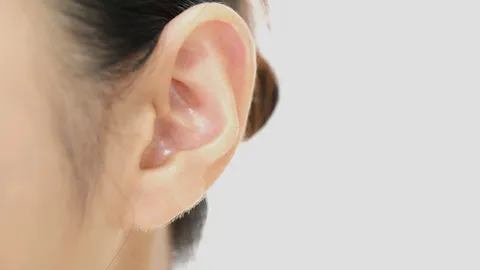 เตือนภัย "เห็บหมา" ตัวเบ้อเร่อดูดเลือดในหูคนไข้ เตรียมวางไข่ออกลูกหลาน