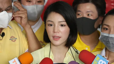 "มาดามเดียร์" เชื่อ พปชร.เฟ้นทีมศก. เหมาะสม หลังโพลไม่ปลื้ม "บิ๊กอาย" 