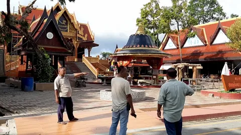 คนร้ายท่าจะเพี้ยน บุกลักพระแสงดาบบนศาลพระเจ้าตาก บอก"จักเอาไปปราบยาฯ"