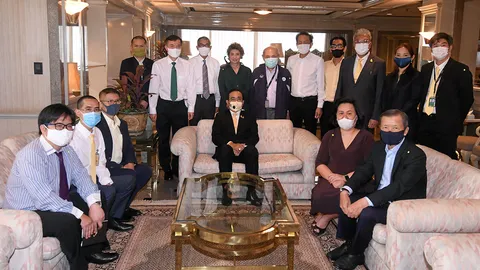 เยือนไทยรัฐ