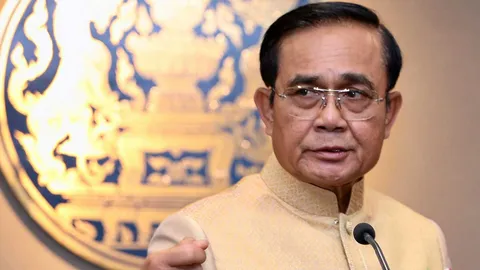 พระรองยังคู่พระเอก?