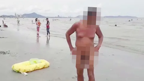 สยิว ลุงสายเอาต์ดอร์ แก้ผ้าล่อนจ้อน เย้ยฟ้าท้าลม ที่หาดบางแสน