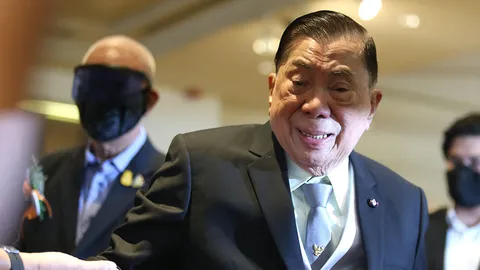 ทฤษฎีอำนาจกับของจริง