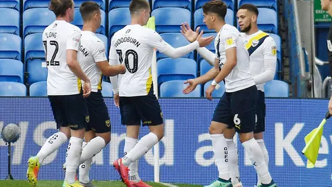 ปีหน้าสู้ใหม่ "อ็อกซ์ฟอร์ด ยูไนเต็ด" พลาดเลื่อนชั้นสู่ลีกแชมเปียนชิพ(คลิป)