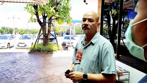 "ไมค์" ดาวบู๊ ตบสาวเด็กปั๊ม โร่ขอโทษ (คลิป)