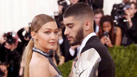 "กิกี้ ฮาดิด-เซน มาลิก" ใช้ชีวิตแบบซิมเบิลไลฟ์ในฟาร์มแสนสุขของคุณแม่