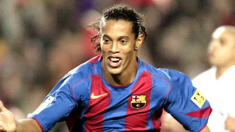 ทุ่มสุดตัวแล้ว "เคนยอน" ย้อนดีลแมนยูฯ ชวดคว้า "โรนัลดินโญ" 