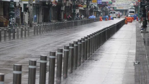 พระนครสั่งแก้แล้วปูพื้นถนนข้าวสาร