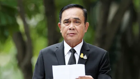 "โหรฟองสนาน" เผย ดวงนายกฯ ตก 2 ชั้น ต้องฝ่าฟันให้ถึง 13 พ.ย.63