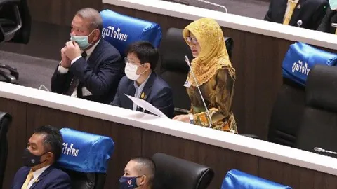 ส.ส.ภูมิใจไทย ขอทบทวนวันหยุด จี้ ซ่อมถนนชำรุด 10 ปี แก้ตัดงบโรงเรียน