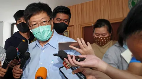 “หมอชาญชัย” โวยผลสอบว่อนสื่อออนไลน์ จี้ปลัด สธ.หาตัวมือมืดปล่อยเอกสารลับ