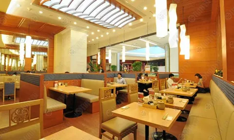 พาเหรดความอร่อยนานาชาติ