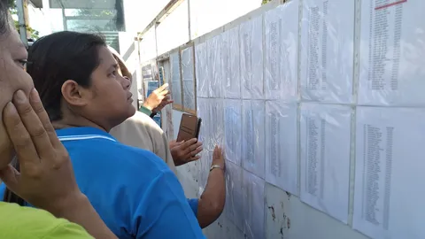 "ไทรอัมพ์" ยันไม่เกี่ยวโรงงาน ผลิตชุดชั้นในสตรี ปลดพนักงาน 800 คน