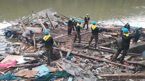 "พายุซินลากู" ถล่มระนอง ซัดบ้านประชาชนเสียหายกว่า 30 หลังคาเรือน