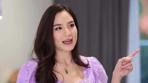 พลอย ชิดจันทร์ พาชมคอนโดใหม่กลางกรุง แจงยังไม่ซื้อวิลล่า 28 ล้าน (คลิป)