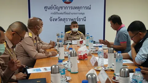 ทหารเรือร่วมค้นหาคนหายจากเรือเฟอร์รี่ล่มที่สมุย ปรับแผนเดินเท้าหาตามเกาะ